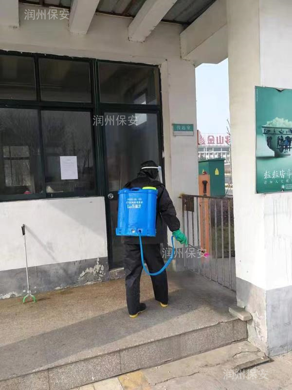 “潤州保安”助力醫(yī)院 抗擊疫情保駕護(hù)航