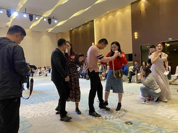 “緣聚工會(huì) 牽手幸?！辨?zhèn)江市潤馨物業(yè)工會(huì)組織員工積極參與青年職工交友聯(lián)誼大會(huì)