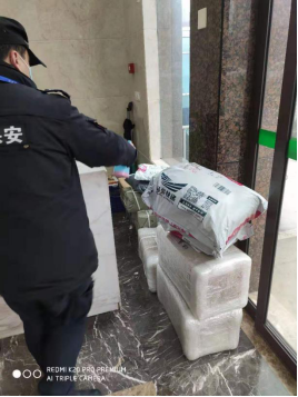 積極落實 科學(xué)防范 嚴格把控 潤州保安&潤馨物業(yè)全力做好疫情防控工作